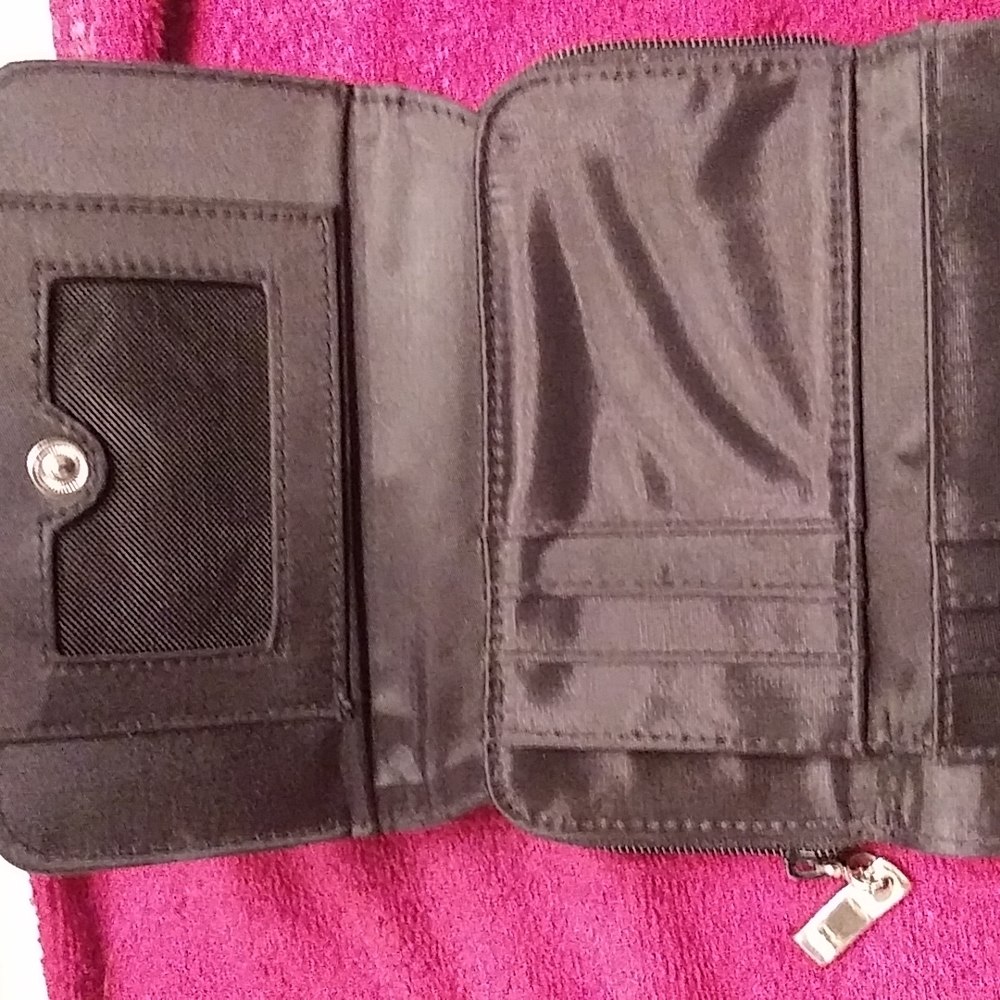 Wallet - Picture 2 of 4